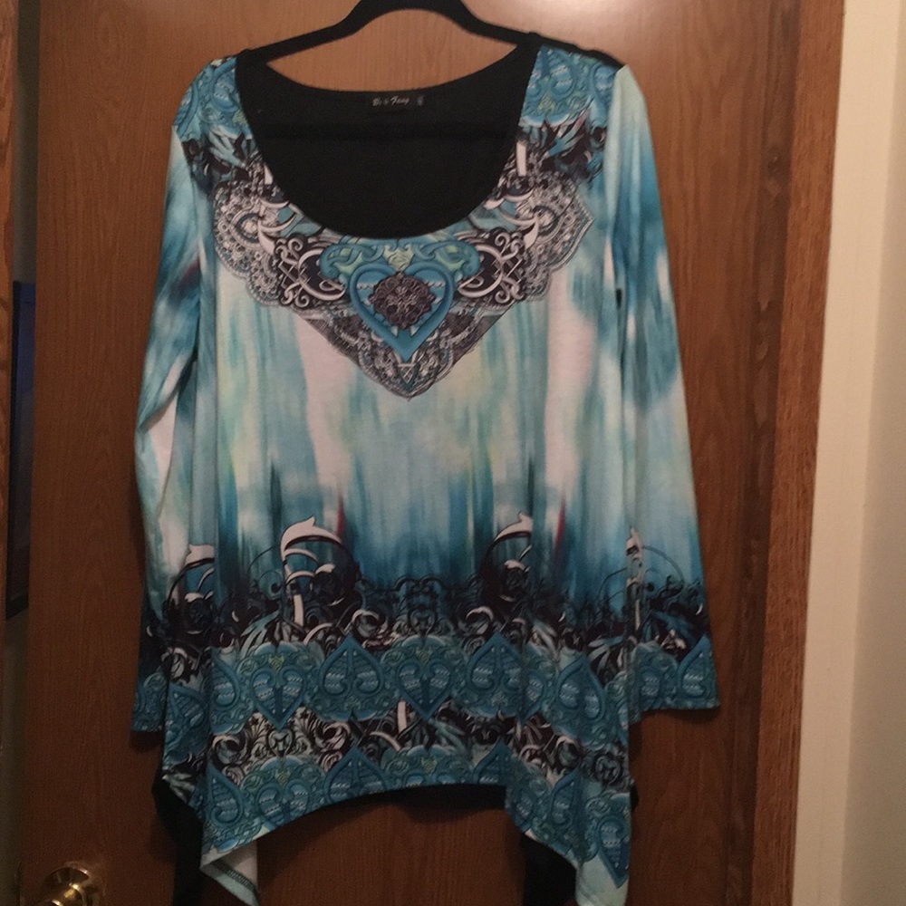 Women’s blouse